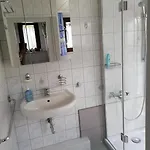 Kleines Haus Mit Geschichte Apartman Neukirchen